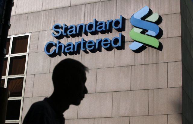 «Βουτιά» 19% για την Standard Chartered εν μέσω κατηγοριών για απόκρυψη συναλλαγών με το Ιράν